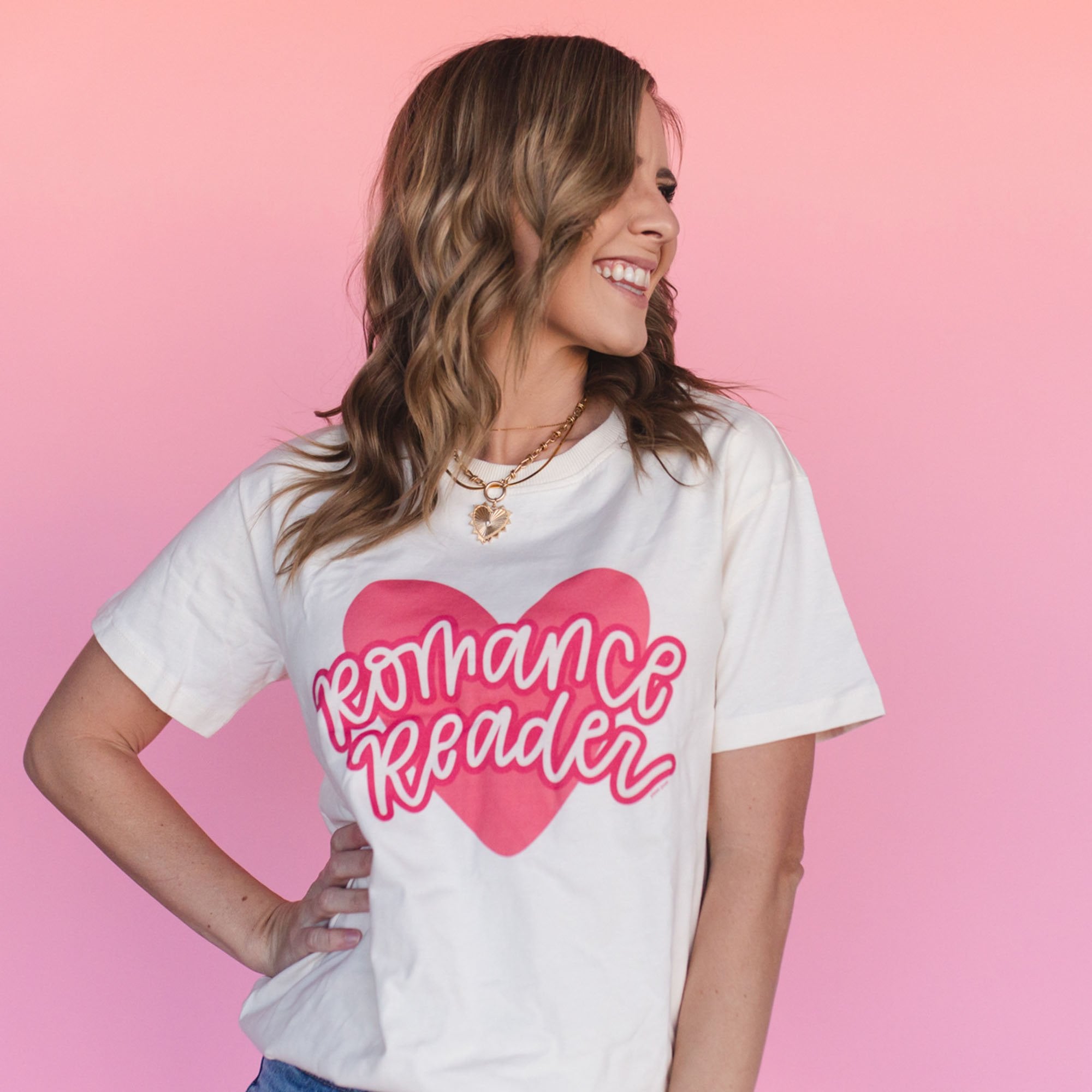 Romance Reader Tee - Ivory - Pippi Post